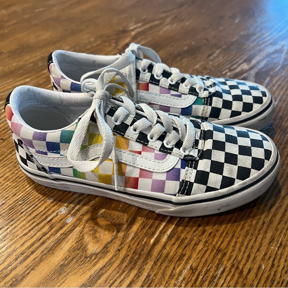 Checkerboard Rainbow Lace-up Vans Missy Size 2